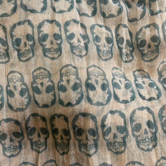 Zadig & Voltaire delta skulls scarf - Picture 2 of 5